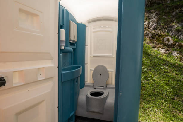 Best Standard Portable Toilet Rental  in Millington, NJ